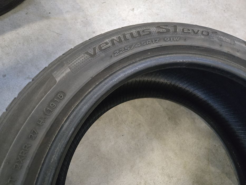 2buc Anvelope vara 225 45 17 Hankook 7mm