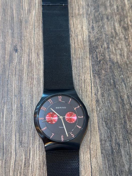 Bering titanium часы