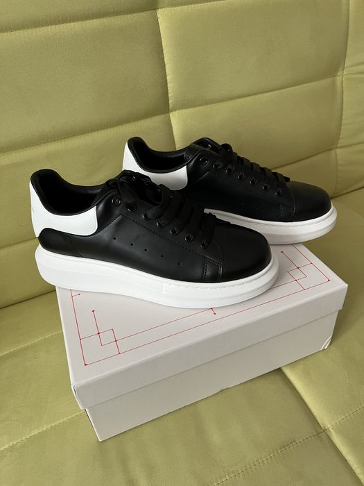 Adidasi Alexander McQueen