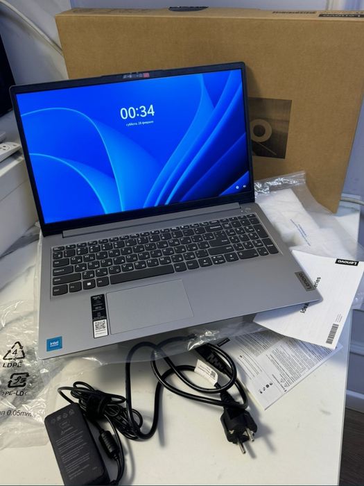 Lenovo Ноутбук 2025