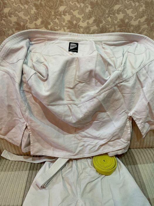 Продается кимано для -9-10-11лет