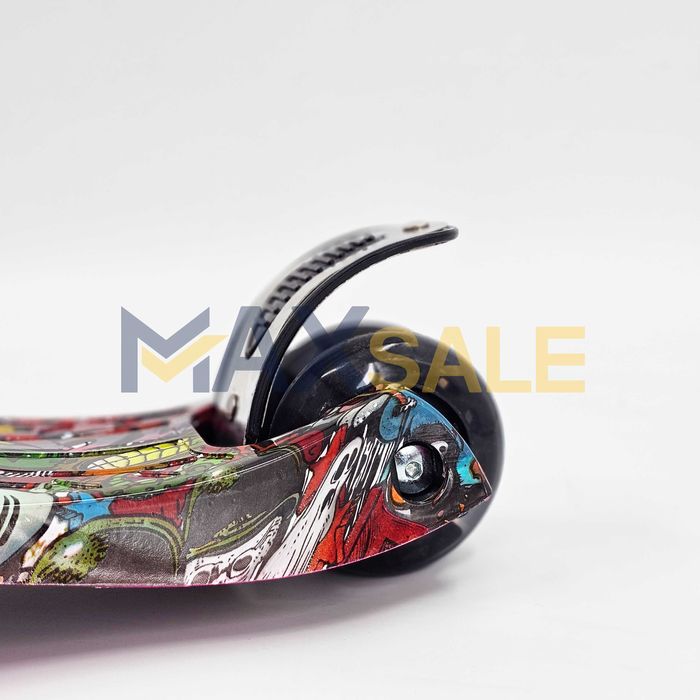 Детска триколка тротинетка черно / многоцветно с 3 светещи колела