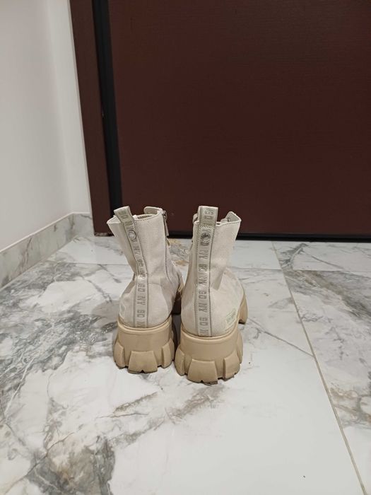 Дамски боти оригинални Steve Madden естествен велур бежови