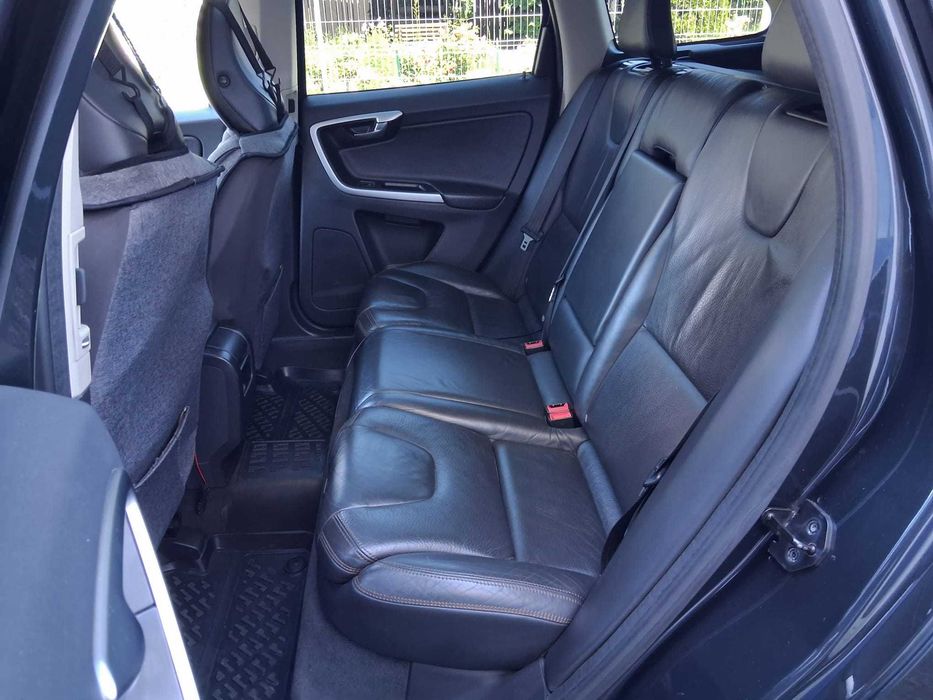 Volvo XC60 2.4D 4x4 5 cilindri