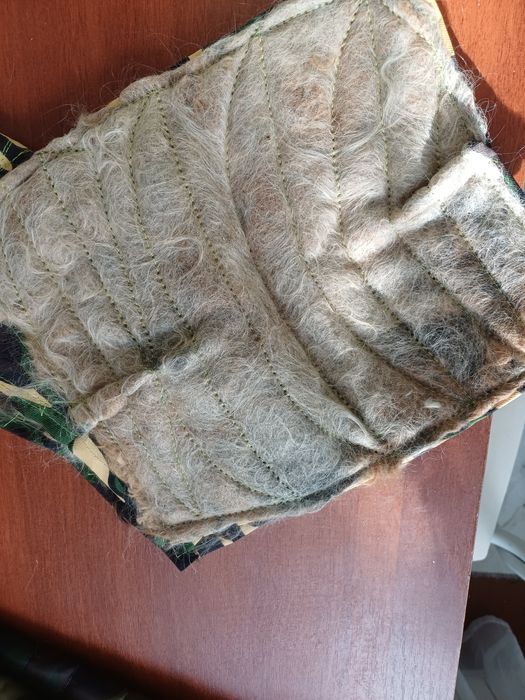 Из собачьей шерсти наколенники