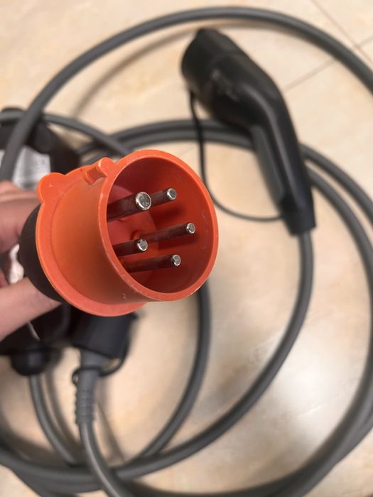 BMW Flex charger 2.0 зарядно за електромобил до 11kW