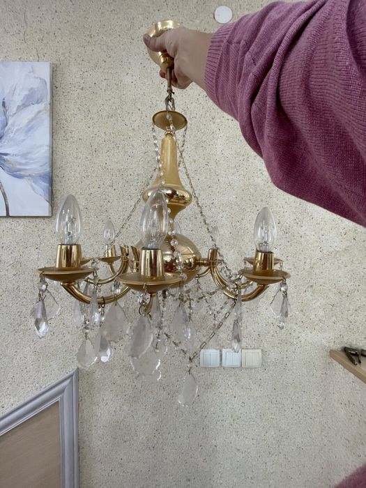 Люстра для гостиной