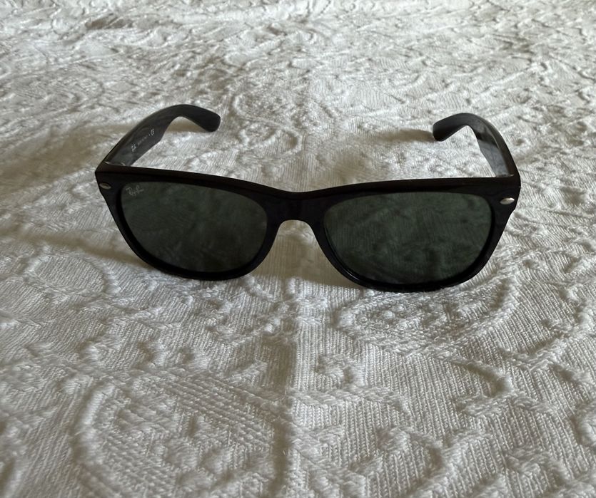 Продам очки солнцезащитные бренда Ray Ban