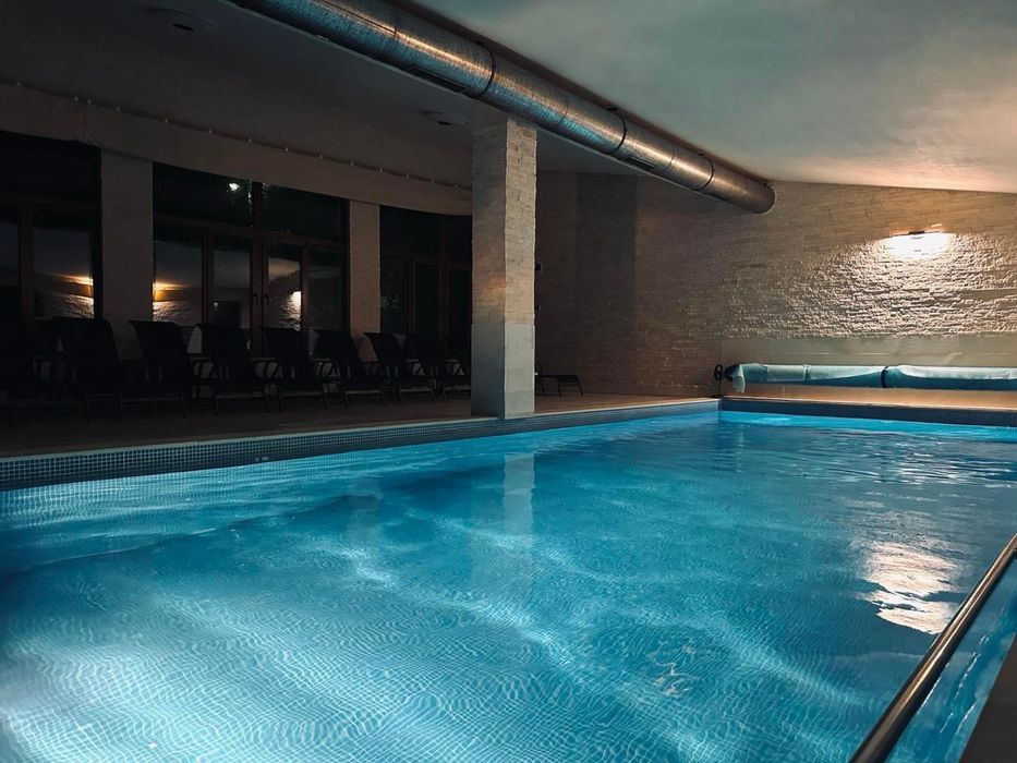 Cabană de inchiriat cu piscina, sauna, jacuzzi si sala de jocuri -Cluj