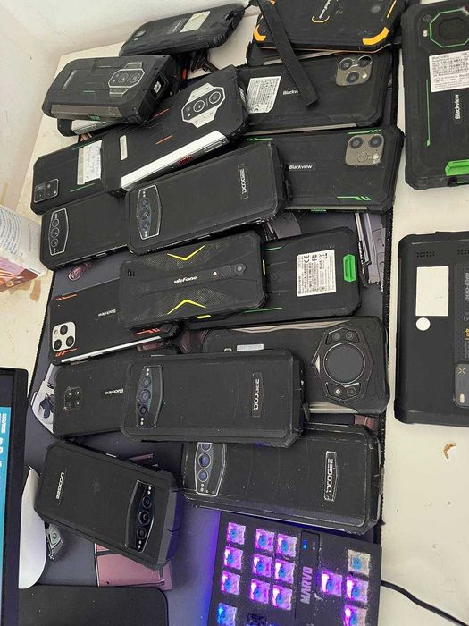 Vand Lot telefoane Blackview bv9200, bv6200 Pro si bv4800