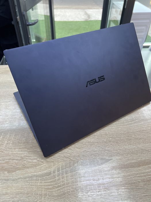 Asus expertbook b1500c (A4)