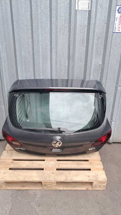 maner haion Opel Astra J facelift hatchback an 2014