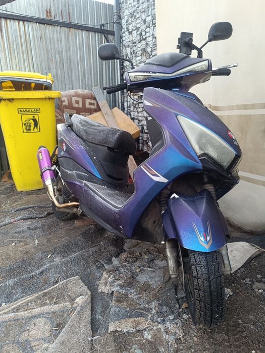 Продам мопед м8 прошка на учёте