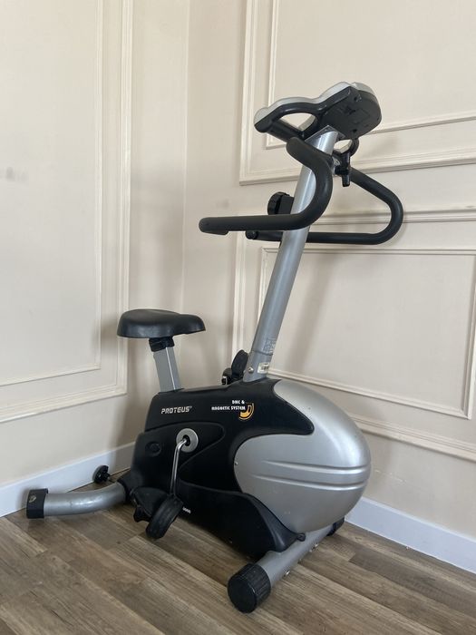 Вело тренажёр в очень отличном состоянии