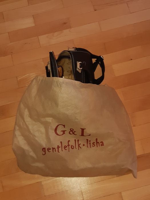 Стилна дамска чанта