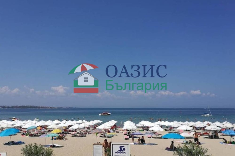 Апартамент с една спалня и двор в новата сграда "Созопол Резиденс Фортуна", Созопол, 61.4 кв.м + двор 17.07 кв.м,