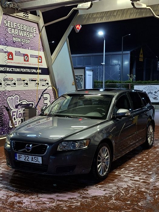 VOLVO V50 2010 — imagine 4