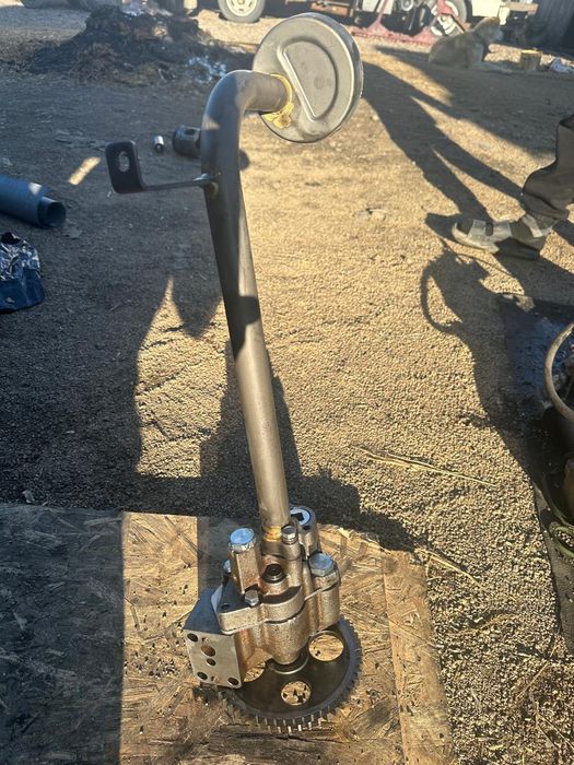 Продам масленый насос на КамАЗ