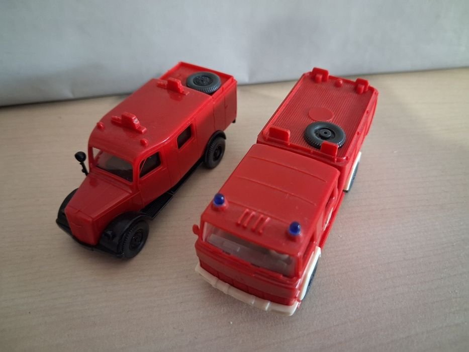 Пожарни камиончета,1:87 Wiking.