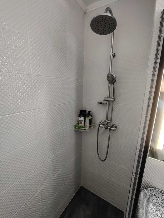 Vand Garsoniera in Oradea, etaj 2, renovata, complet utilata