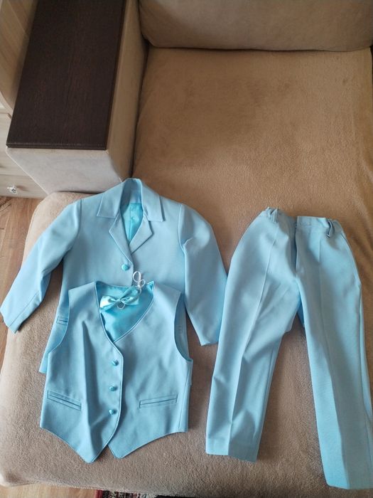 Детски официален костюм за момче