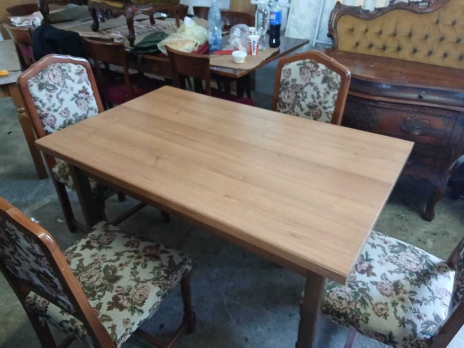 Mese de Bucatarie ... si nu numai