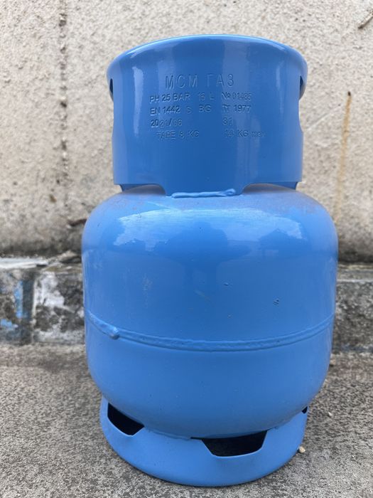 Продавам газови бутилки