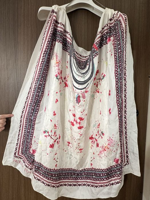 Оригинален Patrizia Pepe копринен топ/туника  с колие, размер 1