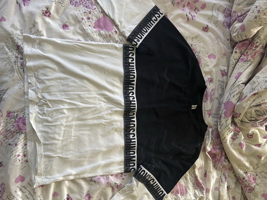 Блуза на moschino