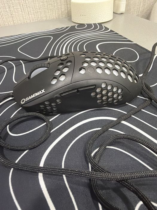 проводная игровая мышь от компании GameMax.