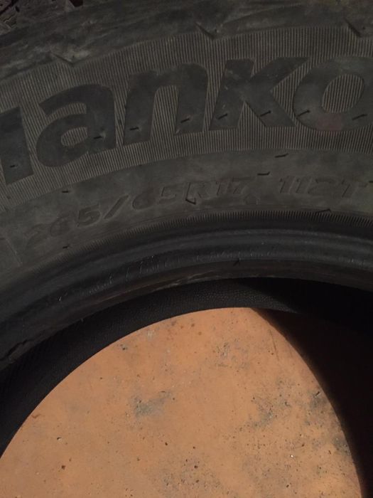 Продаю б/у шины зимние