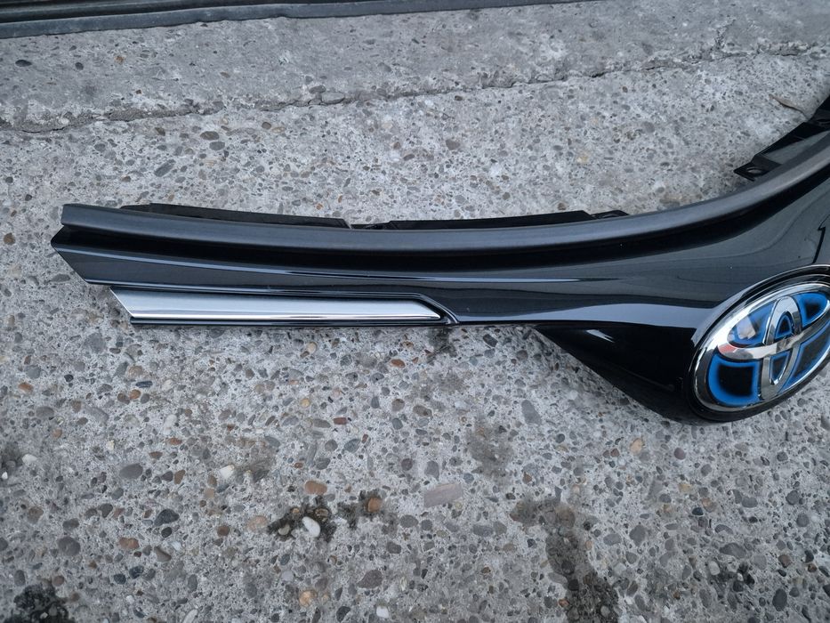 Grilă Mască Radiator Originală Toyota Rav4 Hybrid XA40 2015-2018.