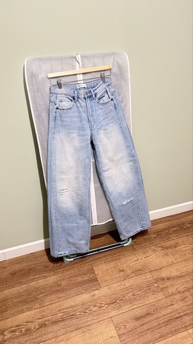 Джинсы. Джинсы ZARA.