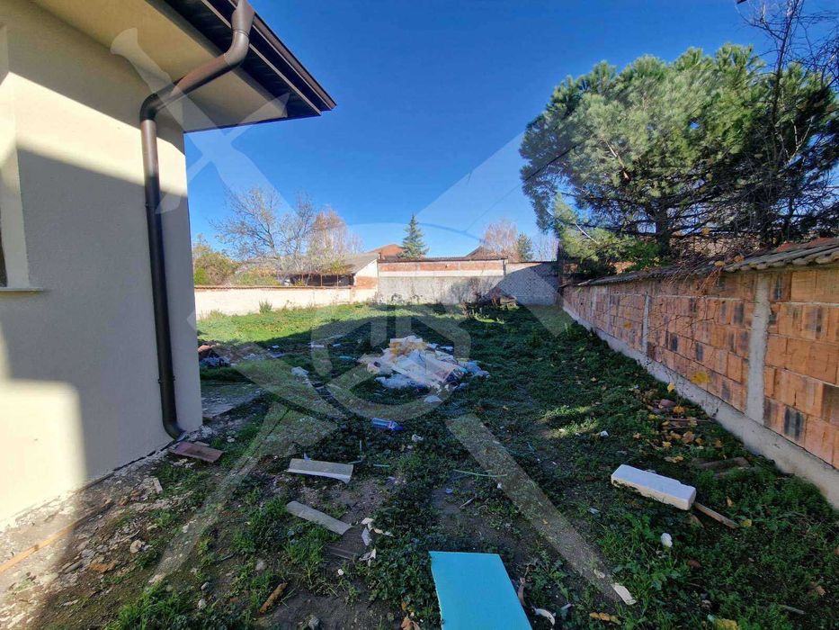 Къща в село Калояново!