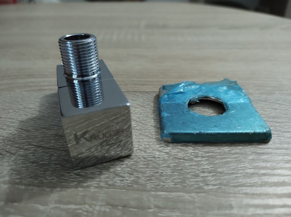 Robinet coltar 1/2-3/8 Kruger Design, nou, calitate. Preț - 35 lei.