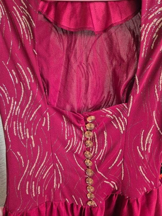 Продам красивое платье