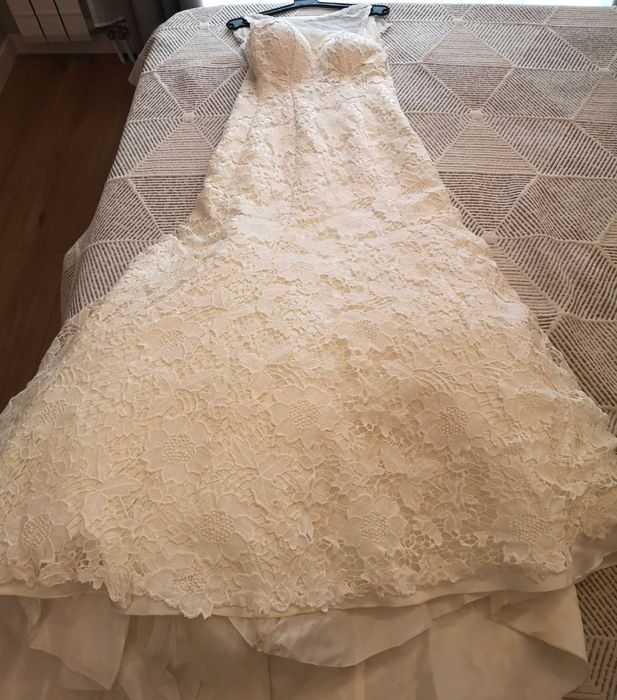 сватбена рокля Pronovias - едра дантела