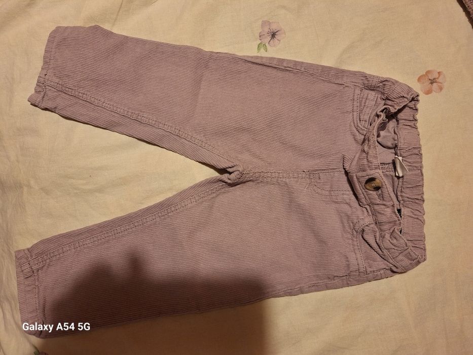 Бебешка жилетка и панталон H&M