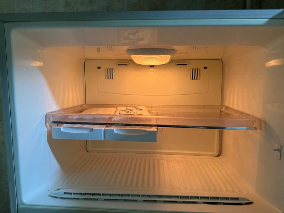 Продам холодельник OLG