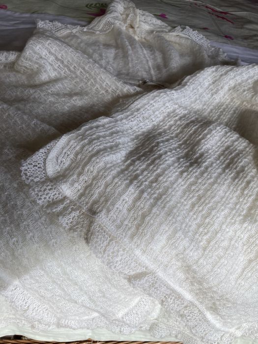 Poncho alb fara cusaturi