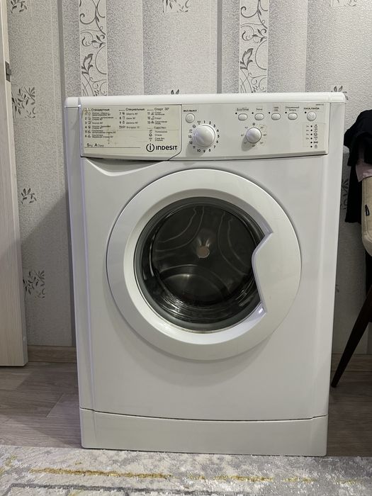 Стиральная машина Indesit