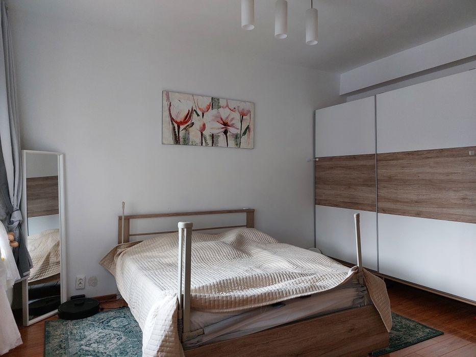 Apartament 3 camere in vila cu curte an 2008 Brancoveanu