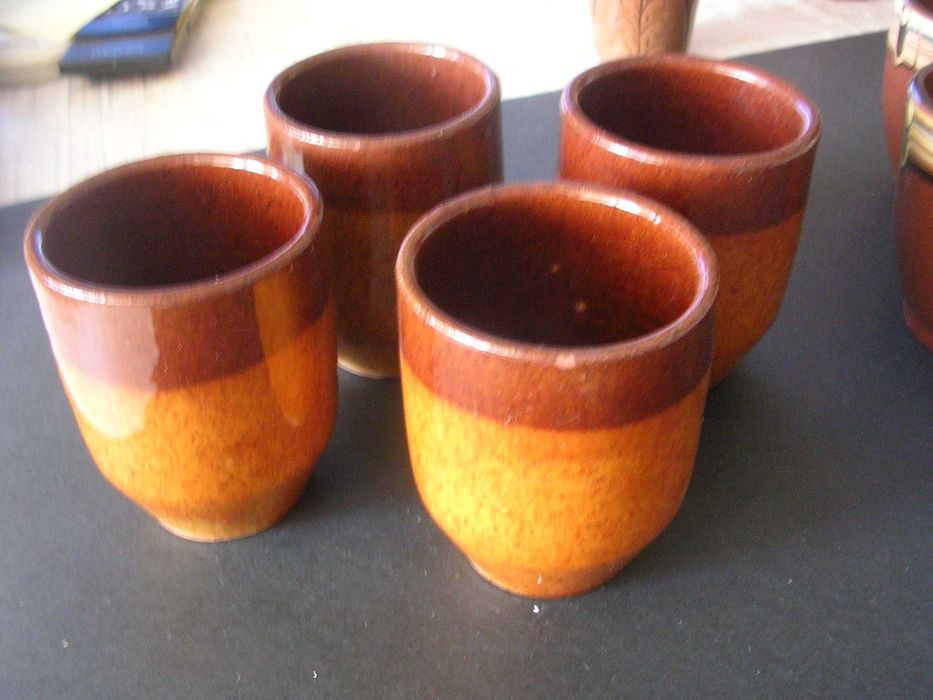 Трикраки сточета  6бр+ масичка+ ПОДАРЪК