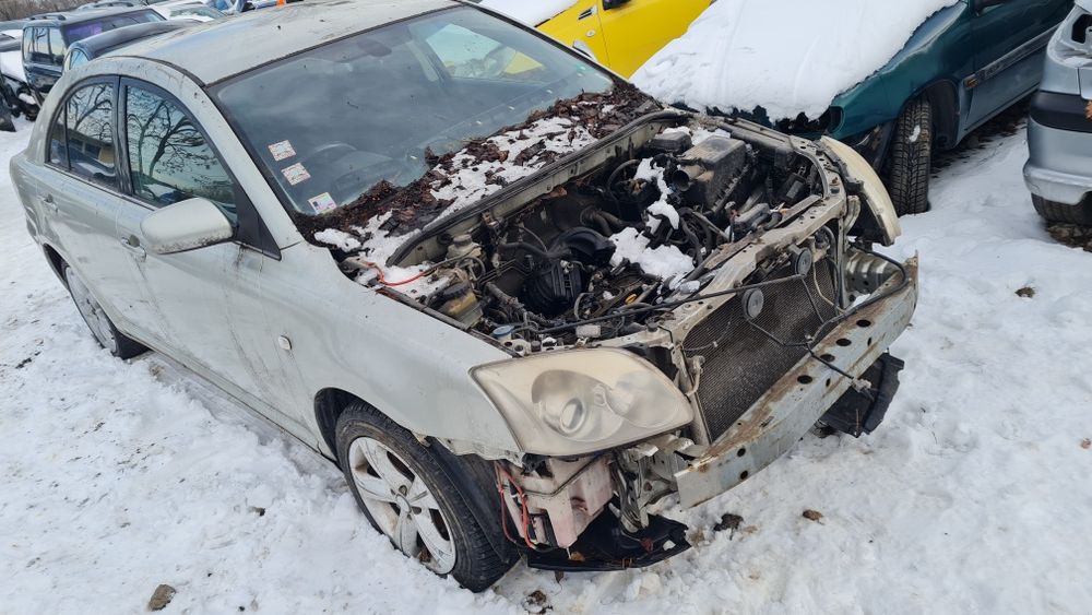 Toyota Avensis 2.0 D4 VVTI , Тойота Авенсиз на Части !