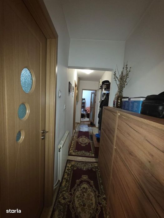 2 camere, decomandat, etaj 2, str. Smirodava, pe mijloc