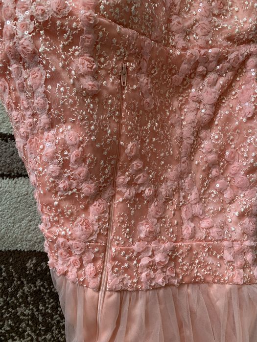 Rochie superba S, nepurtata