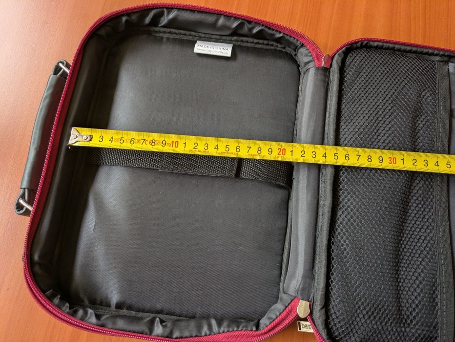 Geantă tabletă 11 inch roșie