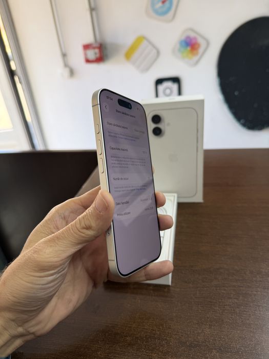 Vand Iphone 17 256Gb White full box