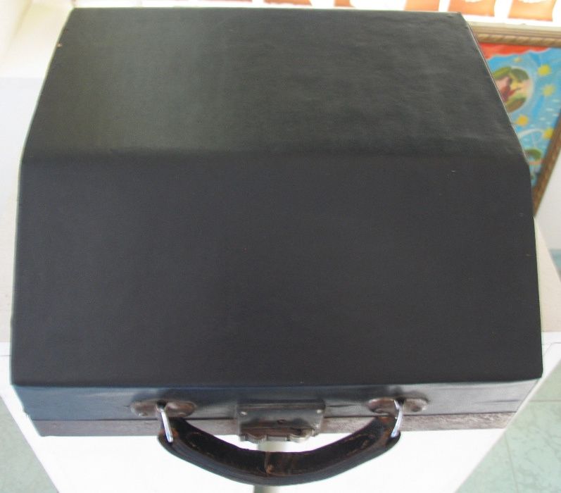 ЗАМЯНА за КАРТИНИ!! Старинна пишеща машина Naumann Erika