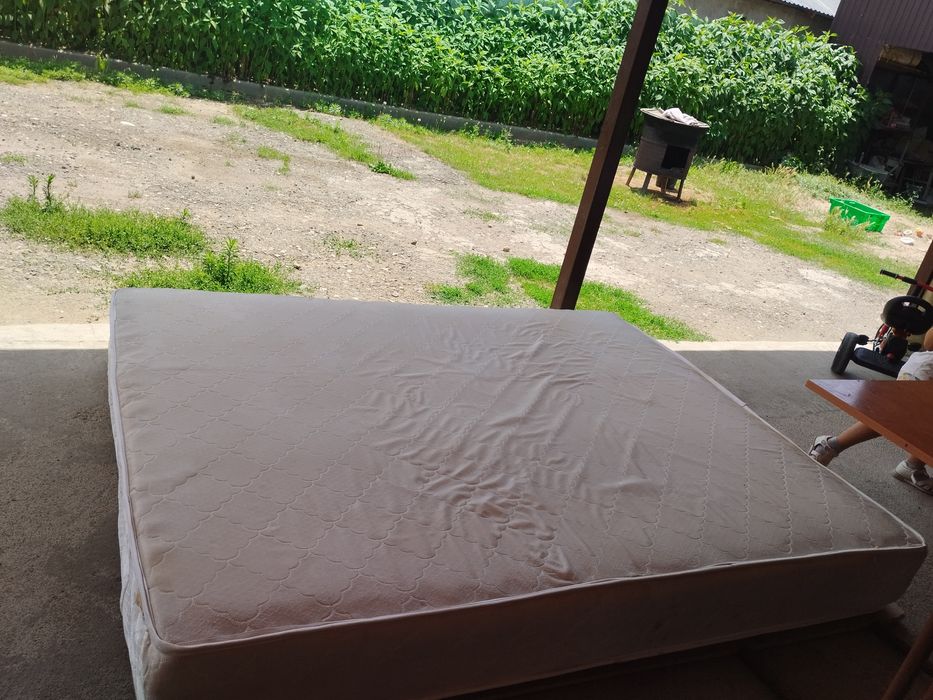 Матрас двух спальный